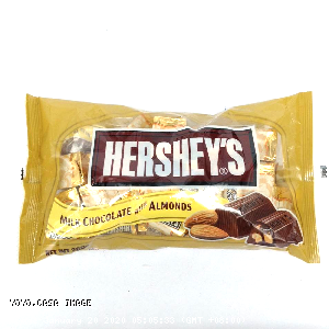 YOYO.casa 大柔屋 - Hersheys Milk Chocolate with Almonds,260g 