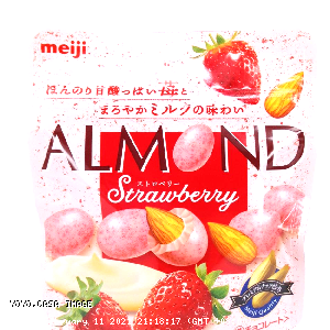 YOYO.casa 大柔屋 - Meiji Strawberry Almond Chocolate,47g 