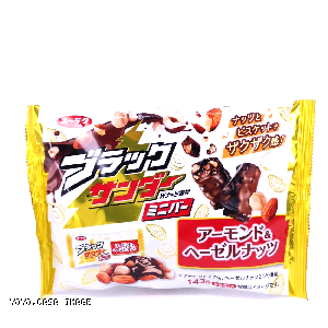 YOYO.casa 大柔屋 - Yuraku Black Thunder Hazelnut Almond Chocolate,143g 