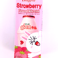 YOYO.casa 大柔屋 - BINGGRAE Strawberry Flavored Milk Drink,200ml YOYO.casa 大柔屋 - BINGGRAE Strawberry Flavored Milk Drink,200ml
