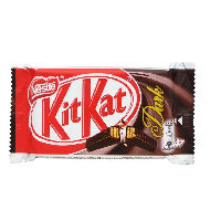 YOYO.casa 大柔屋 - Nestle KitKat 4 Crispy wafer fingers coverd with dark chocolate,45g YOYO.casa 大柔屋 - Nestle KitKat 4 Crispy wafer fingers coverd with dark chocolate,45g