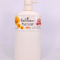 YOYO.casa 大柔屋 - Enchanteur Perfumed Shower Gel Charming,750ml YOYO.casa 大柔屋 - Enchanteur Perfumed Shower Gel Charming,750ml